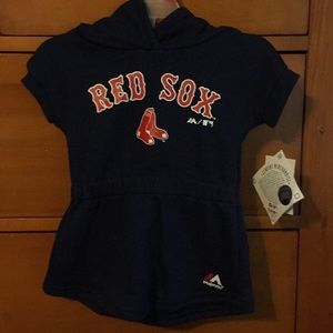 Majestic Red Sox hooded short sleeve dress